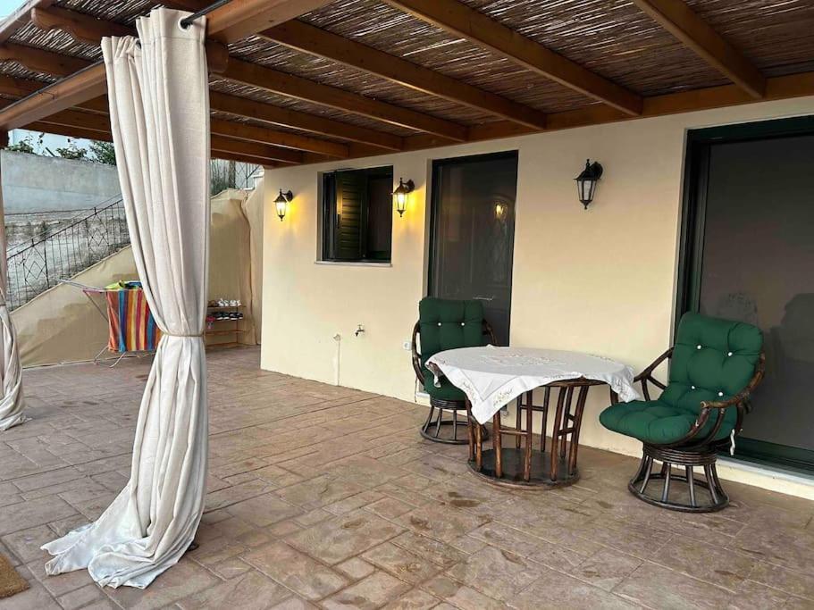 Moudros Sunset Apartment Moudhros Luaran gambar