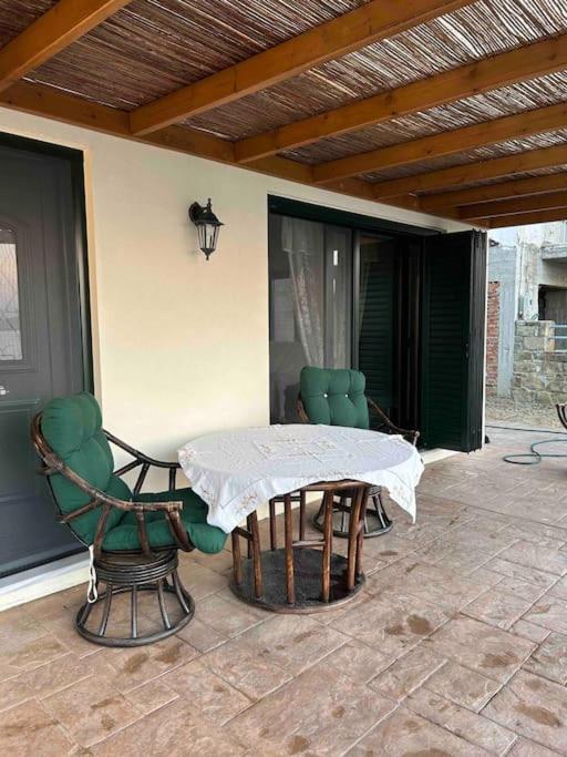 Moudros Sunset Apartment Moudhros Luaran gambar