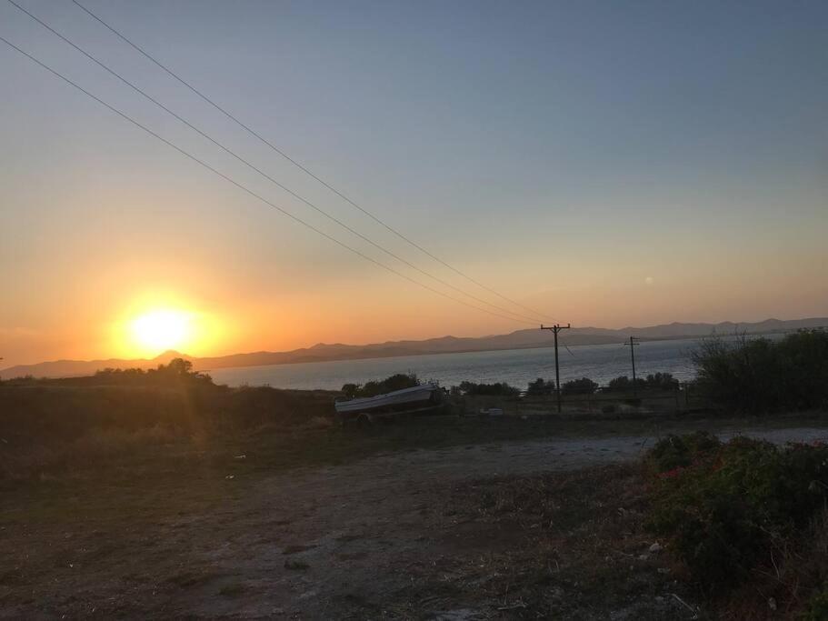 Moudros Sunset Apartment Moudhros Luaran gambar